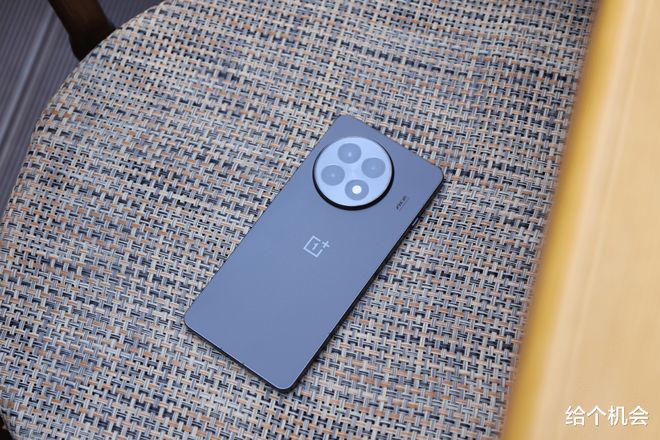 的4款高性能手机用起来丝滑顺畅价格还不高CQ9电子游戏网站2025可“闭眼买”(图5)